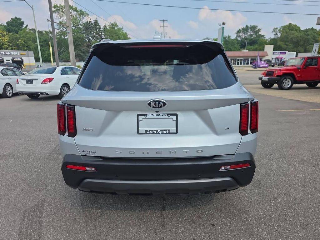 used 2021 Kia Sorento car, priced at $18,995