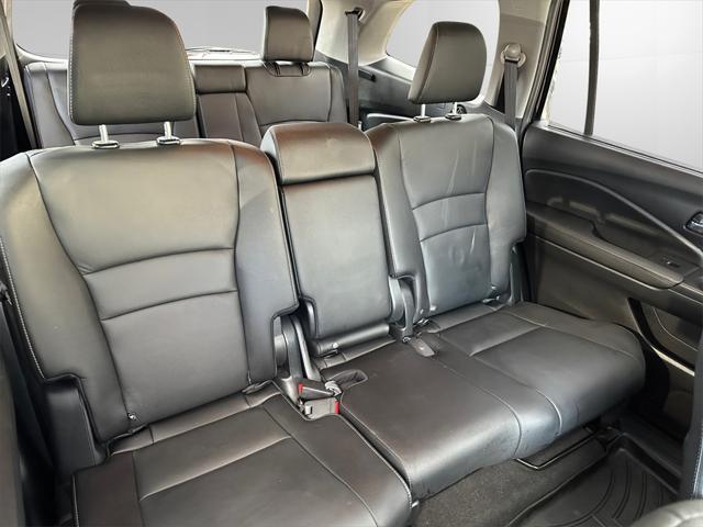 used 2022 Honda Pilot car, priced at $30,500