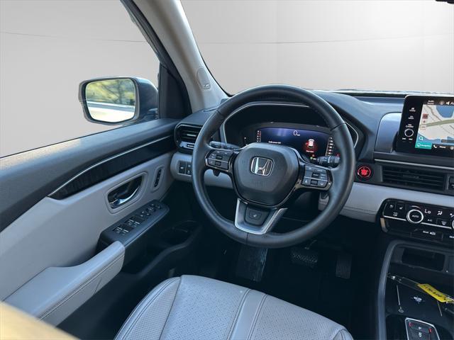 used 2023 Honda Pilot car, priced at $43,000