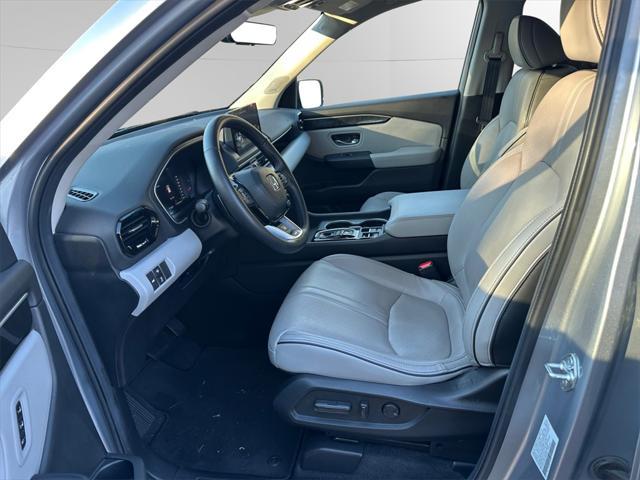 used 2023 Honda Pilot car, priced at $43,000