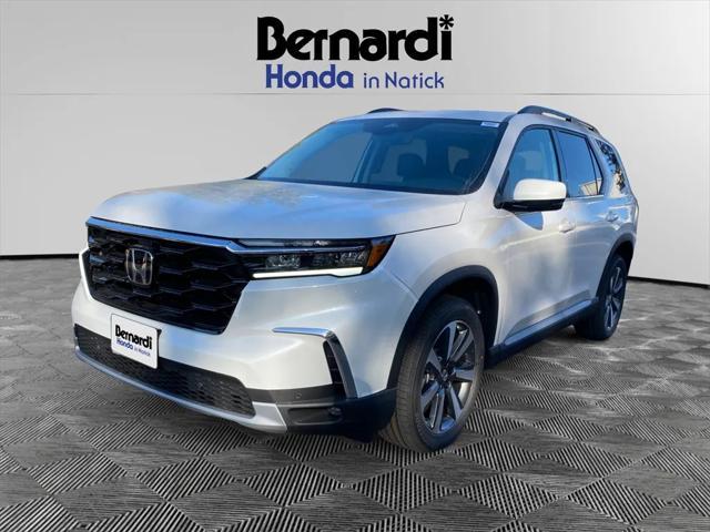 new 2025 Honda Pilot car, priced at $51,450