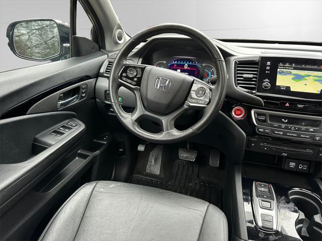 used 2022 Honda Pilot car, priced at $32,700