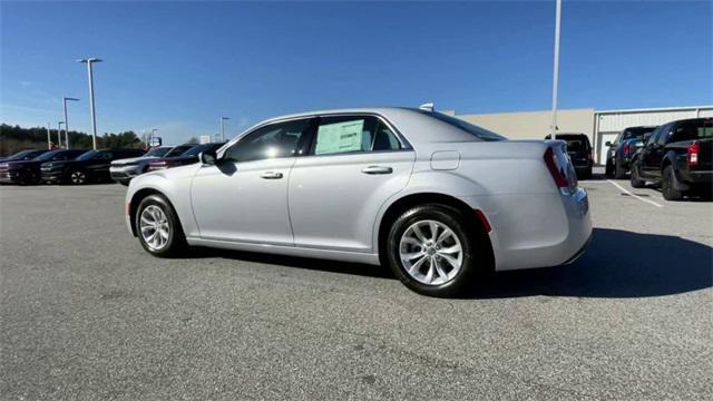 new 2023 Chrysler 300 car, priced at $31,865