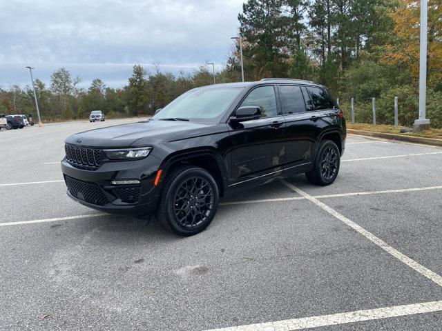 new 2025 Jeep Grand Cherokee car, priced at $72,720