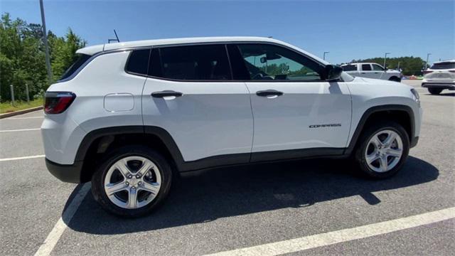 new 2023 Jeep Compass car, priced at $27,799