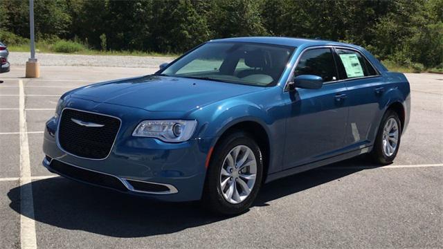 new 2023 Chrysler 300 car, priced at $31,151