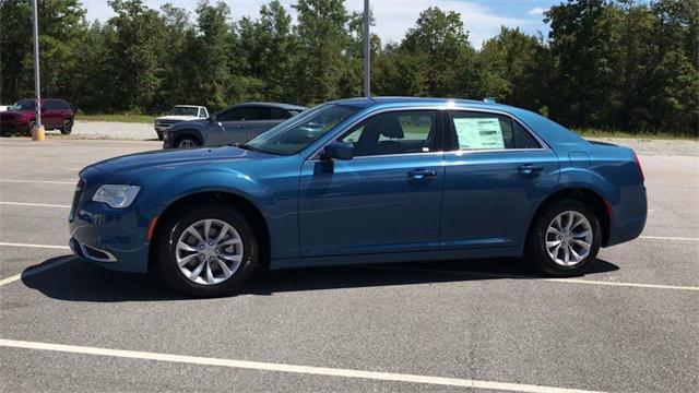 new 2023 Chrysler 300 car, priced at $31,151