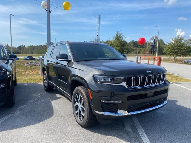 new 2024 Jeep Grand Cherokee L car, priced at $46,919