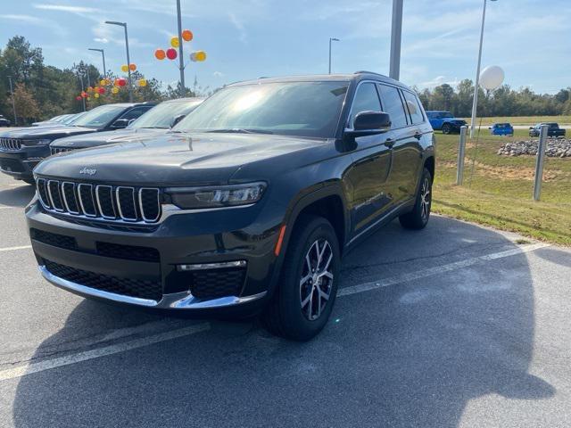 new 2024 Jeep Grand Cherokee L car, priced at $46,919