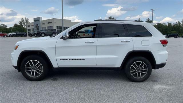 used 2022 Jeep Grand Cherokee car, priced at $27,889