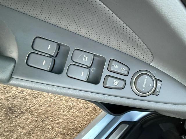used 2013 Hyundai Sonata Hybrid car, priced at $9,999