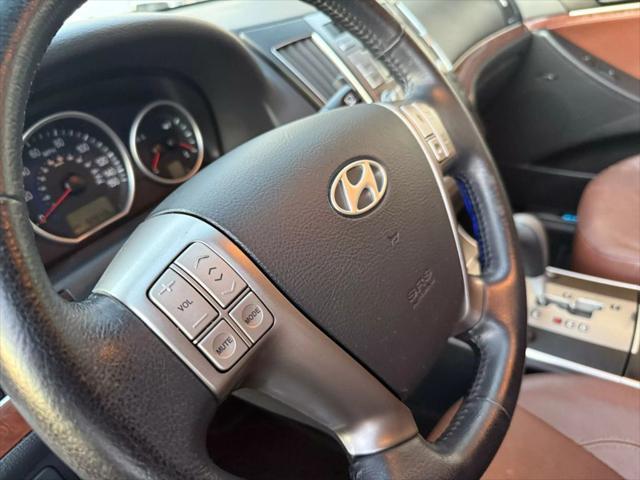 used 2010 Hyundai Veracruz car, priced at $9,999