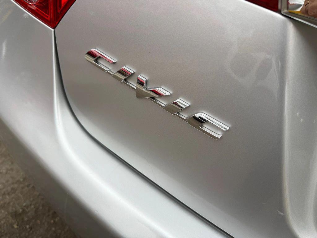 used 2009 Honda Civic Hybrid car, priced at $8,999