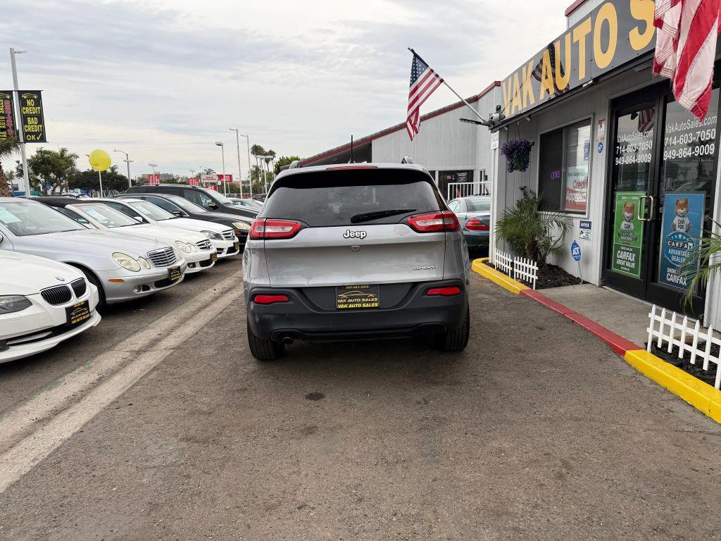 used 2016 Jeep Cherokee car, priced at $7,999