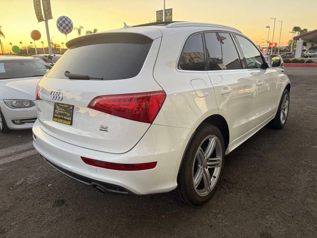 used 2010 Audi Q5 car, priced at $9,999