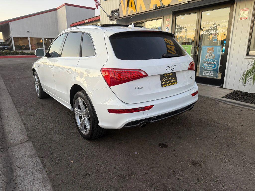 used 2010 Audi Q5 car, priced at $9,999