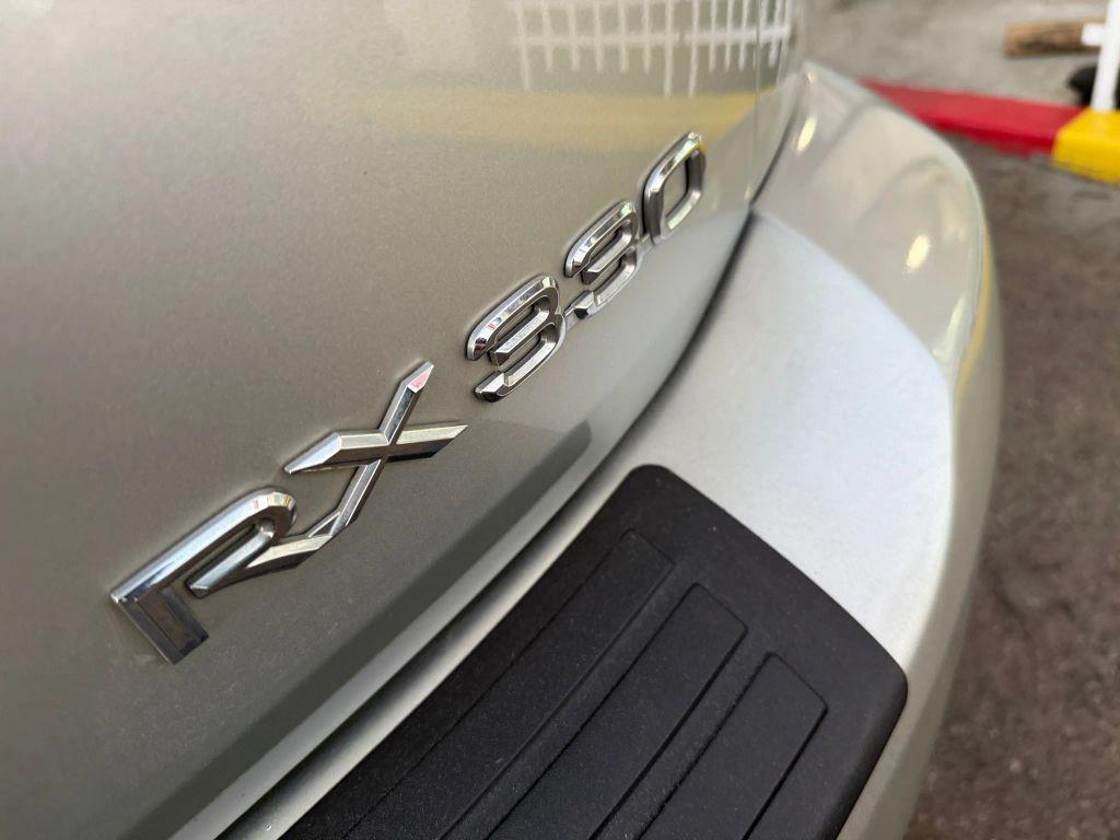 used 2004 Lexus RX 330 car, priced at $8,999