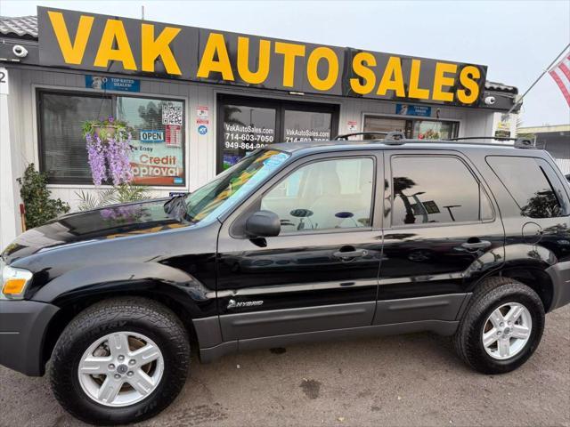 used 2006 Ford Escape Hybrid car, priced at $6,999