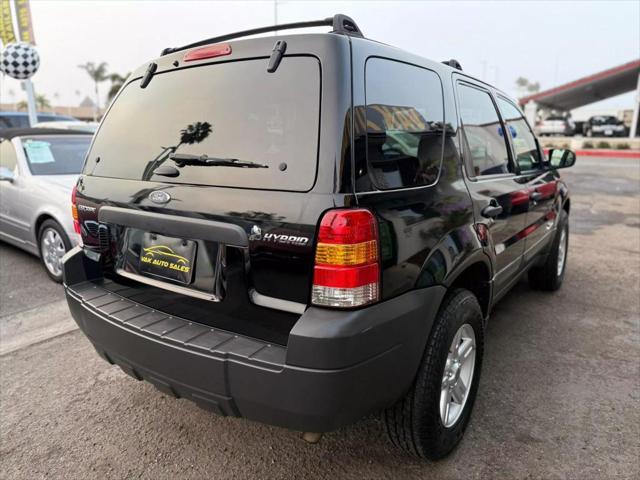 used 2006 Ford Escape Hybrid car, priced at $6,999