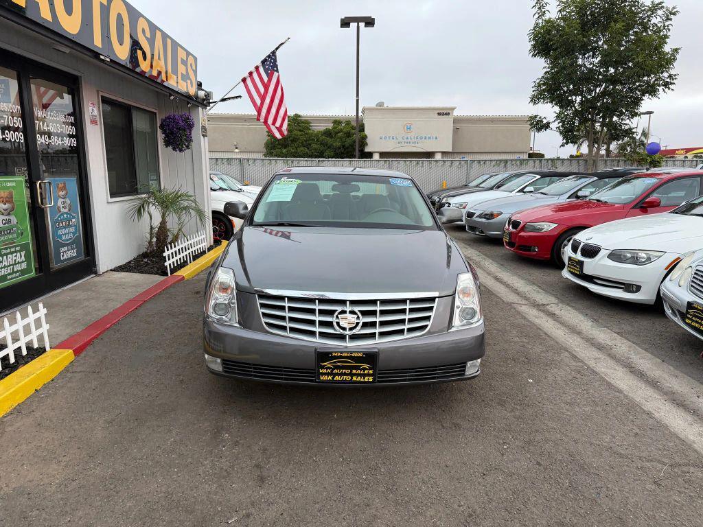 used 2006 Cadillac DTS car, priced at $9,499