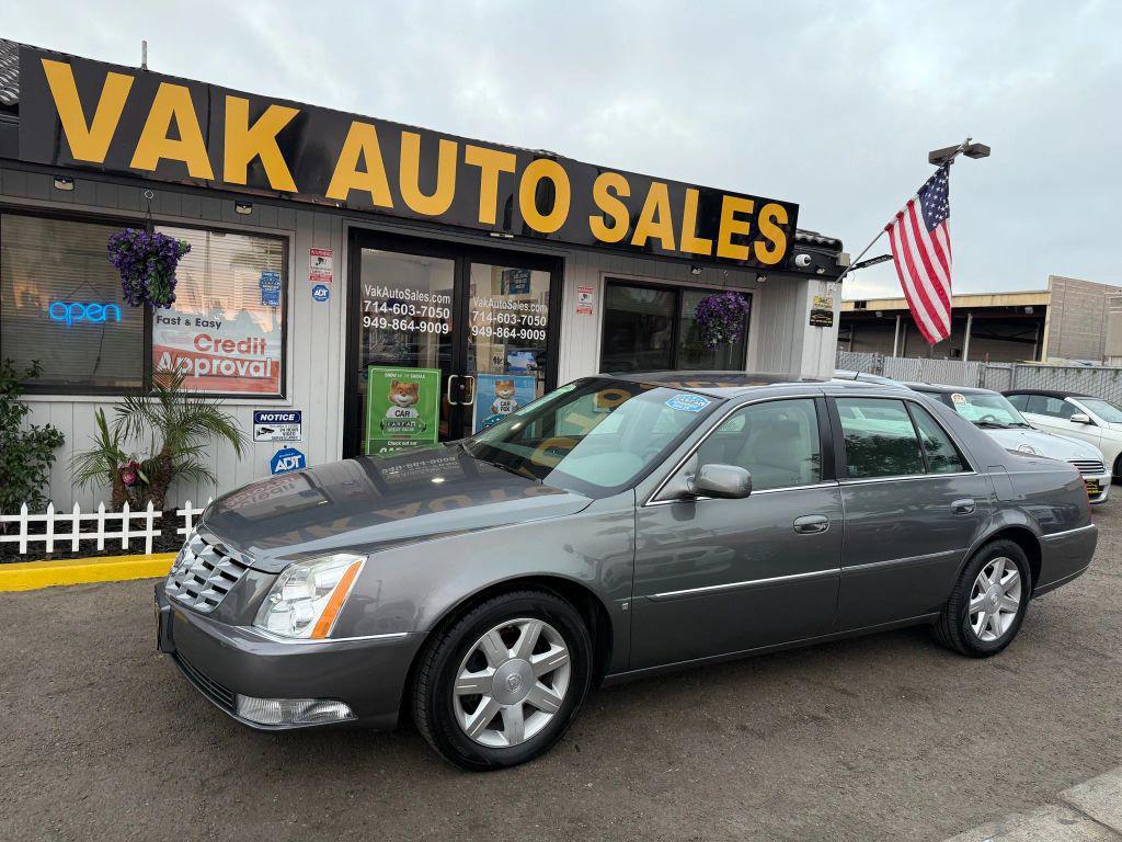used 2006 Cadillac DTS car, priced at $9,499