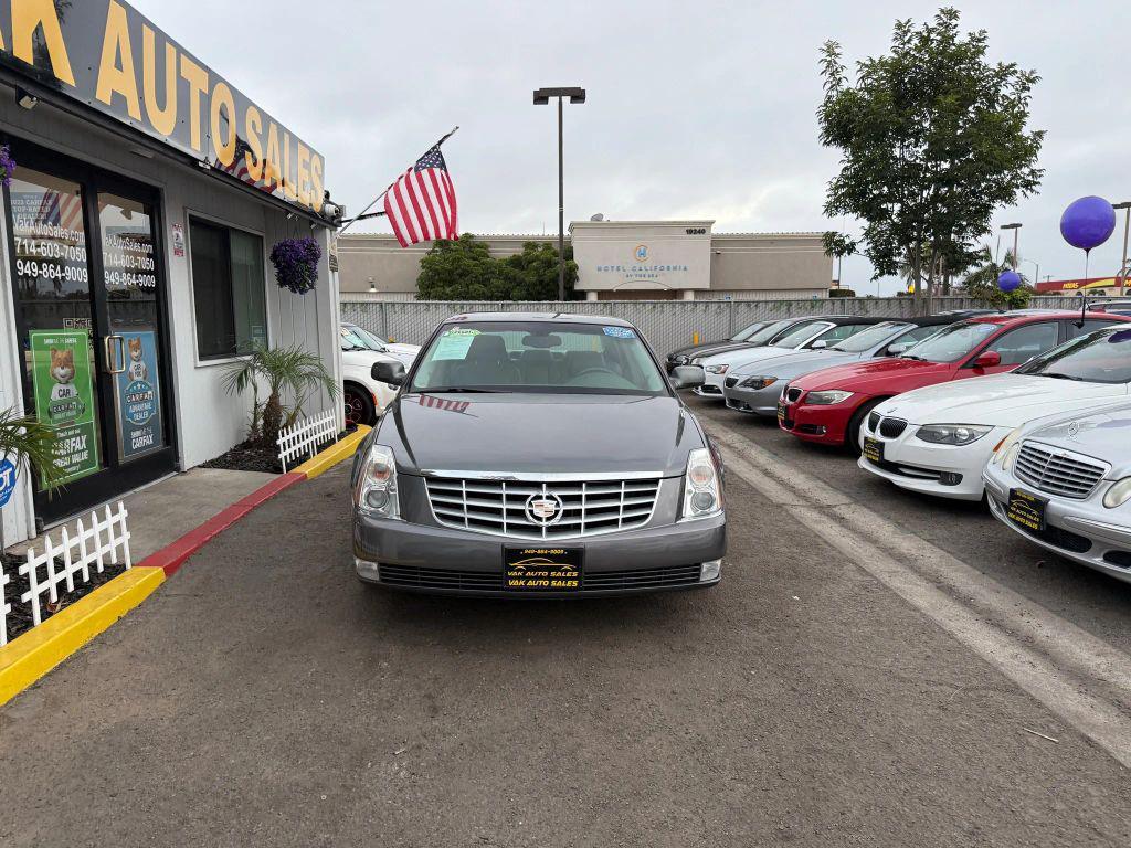 used 2006 Cadillac DTS car, priced at $9,499