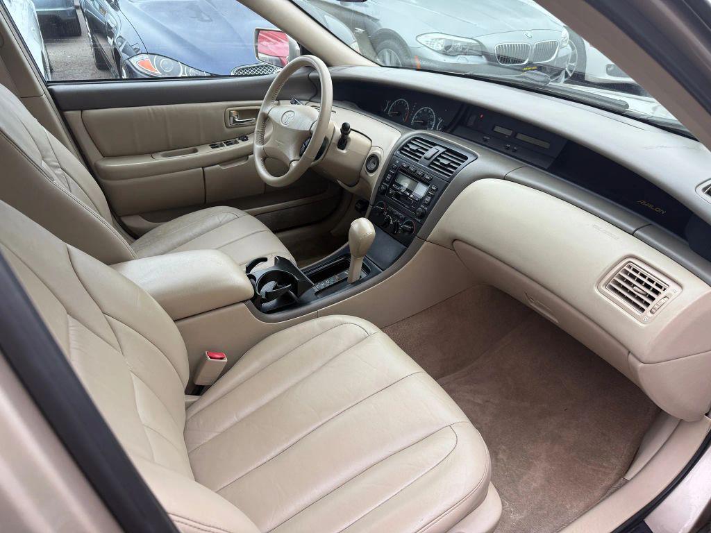 used 2000 Toyota Avalon car, priced at $6,999