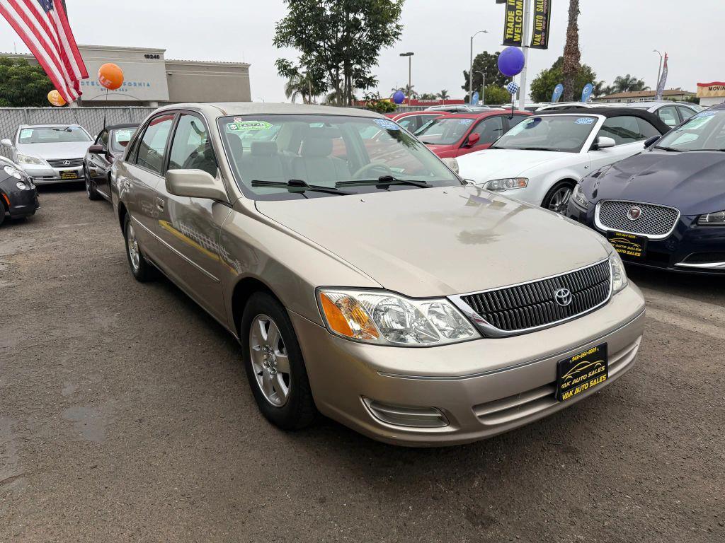 used 2000 Toyota Avalon car, priced at $6,999