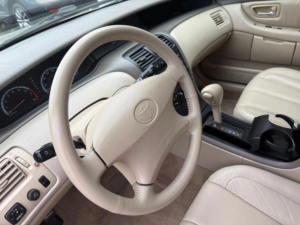 used 2000 Toyota Avalon car, priced at $6,999