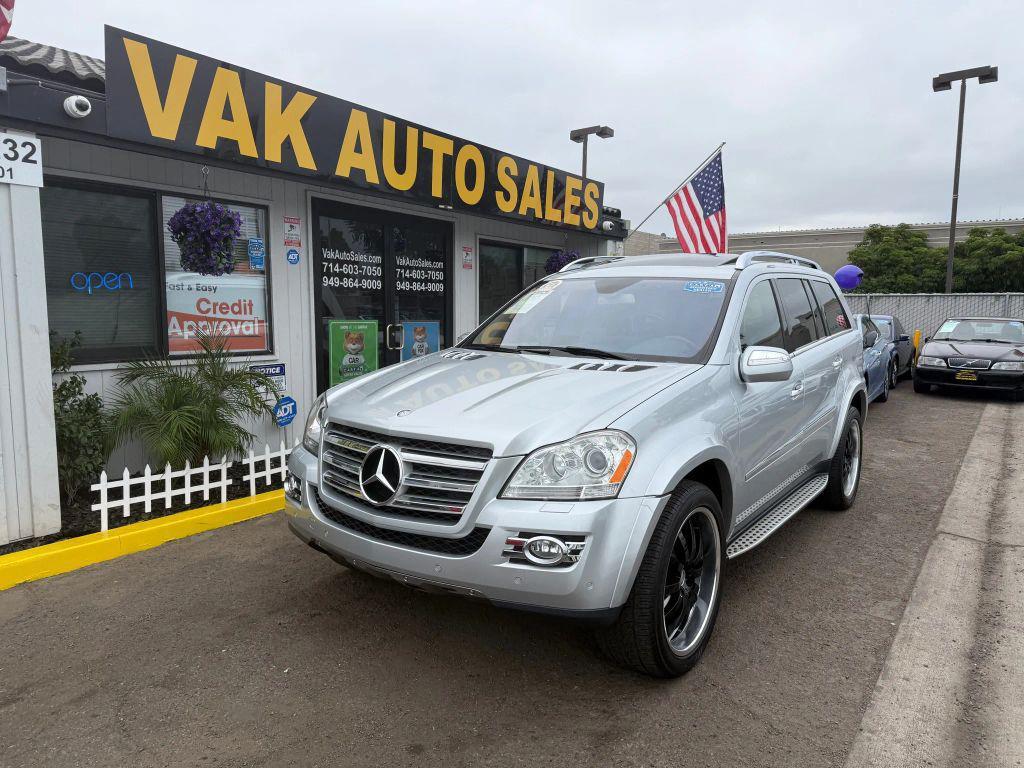 used 2009 Mercedes-Benz GL-Class car, priced at $9,999