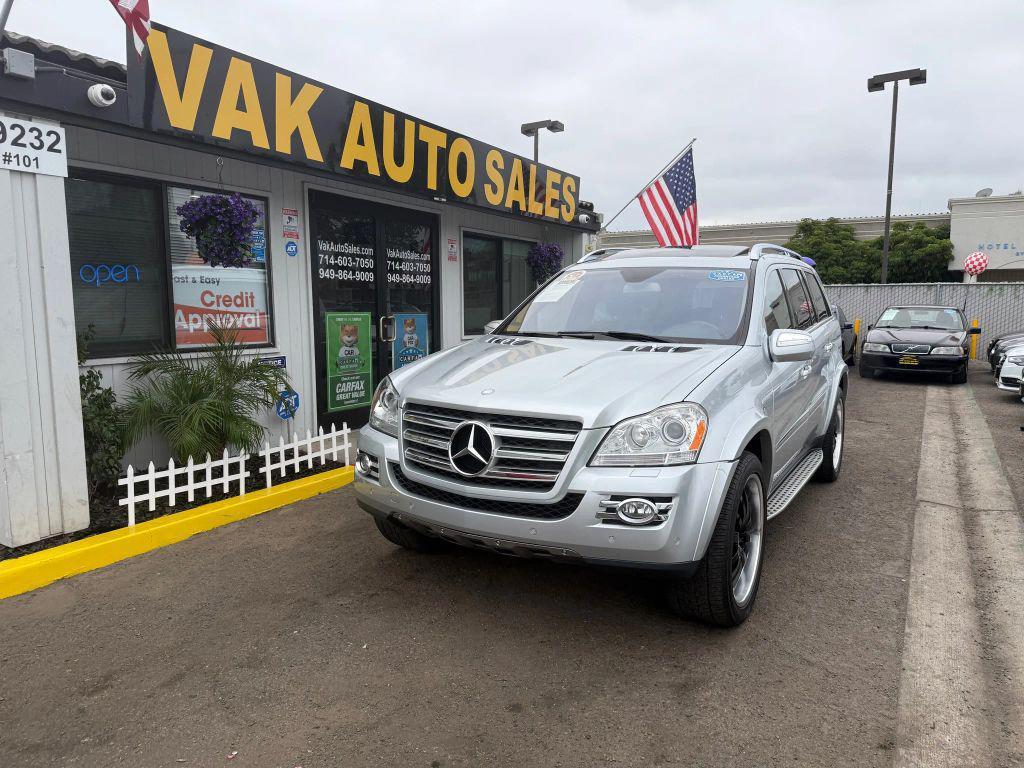 used 2009 Mercedes-Benz GL-Class car, priced at $9,999