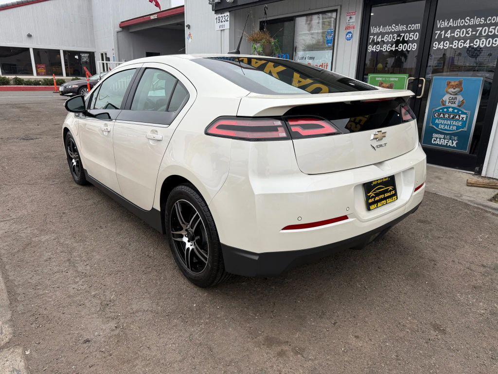 used 2013 Chevrolet Volt car, priced at $8,499