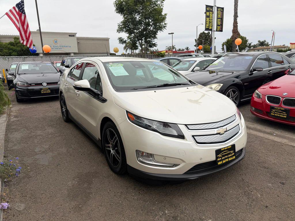 used 2013 Chevrolet Volt car, priced at $8,499