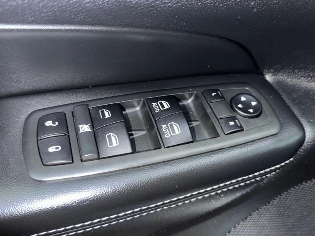 used 2014 Jeep Grand Cherokee car, priced at $12,999