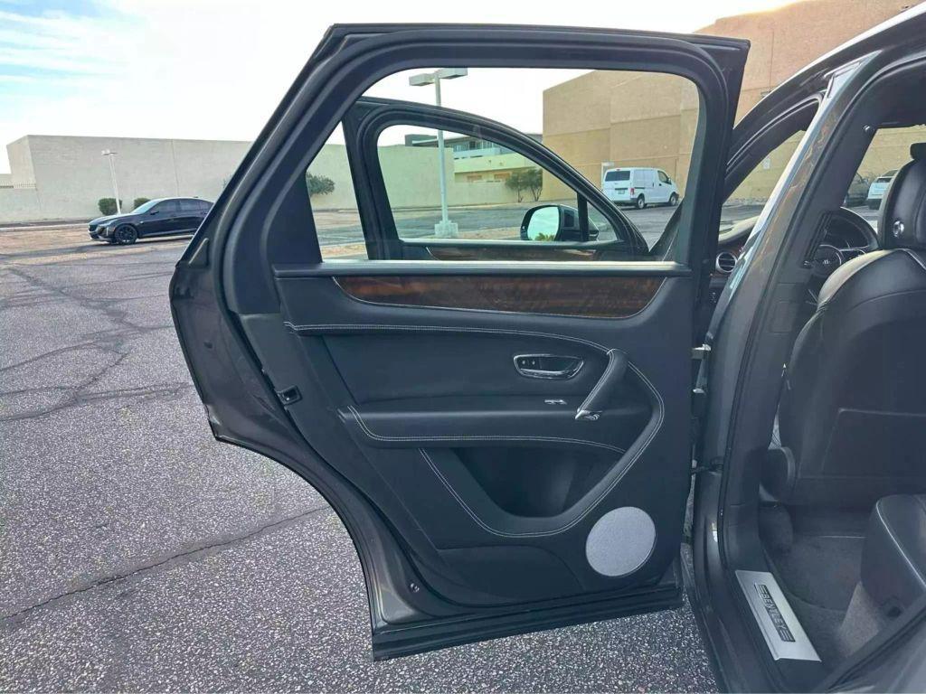 used 2018 Bentley Bentayga car, priced at $74,500