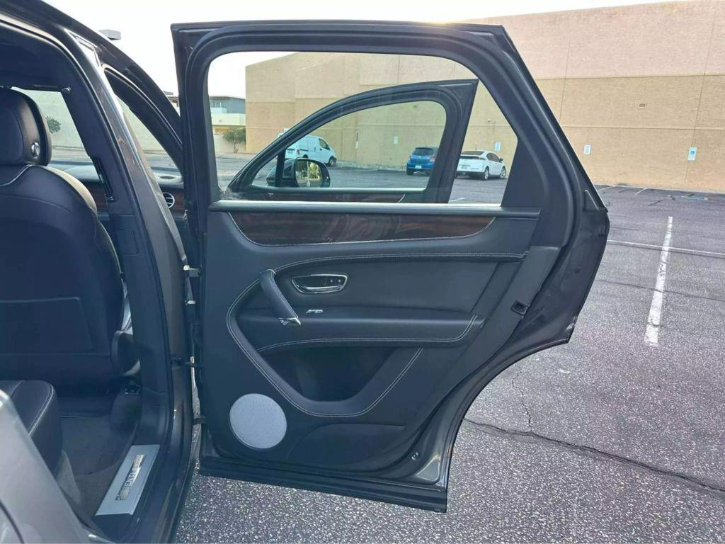 used 2018 Bentley Bentayga car, priced at $74,500