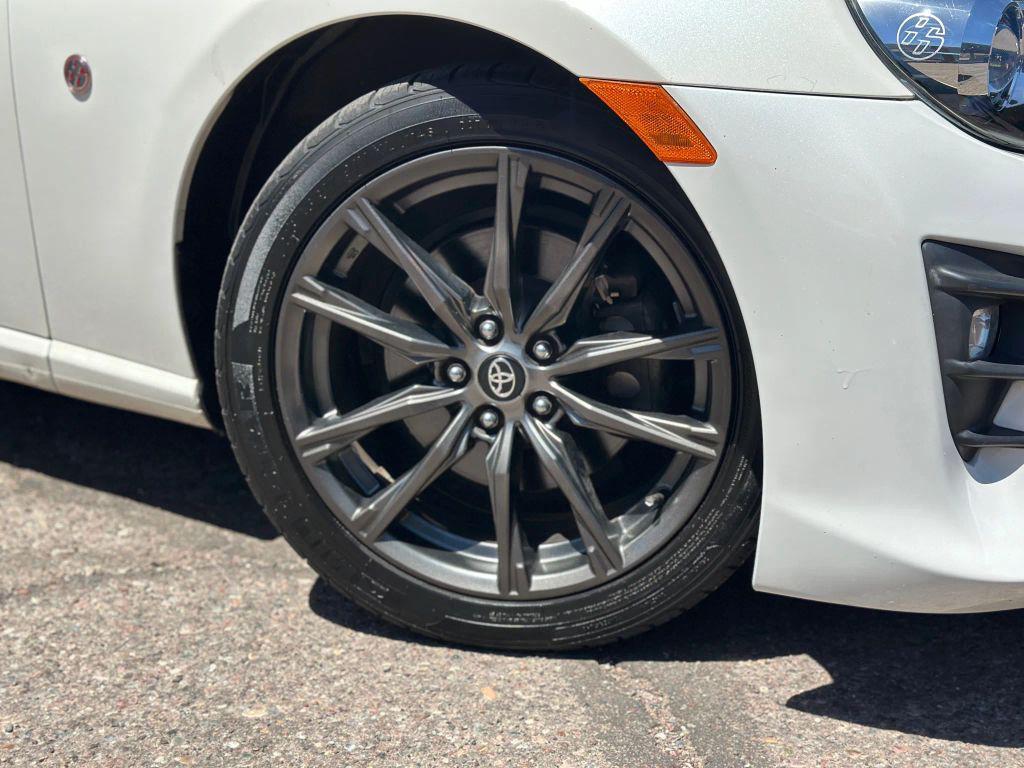 used 2017 Toyota 86 car, priced at $21,350