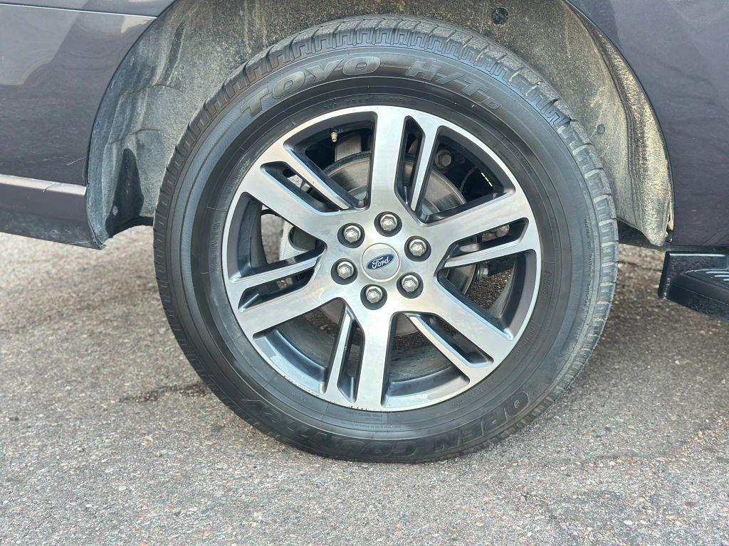 used 2024 Ford Expedition car, priced at $56,500