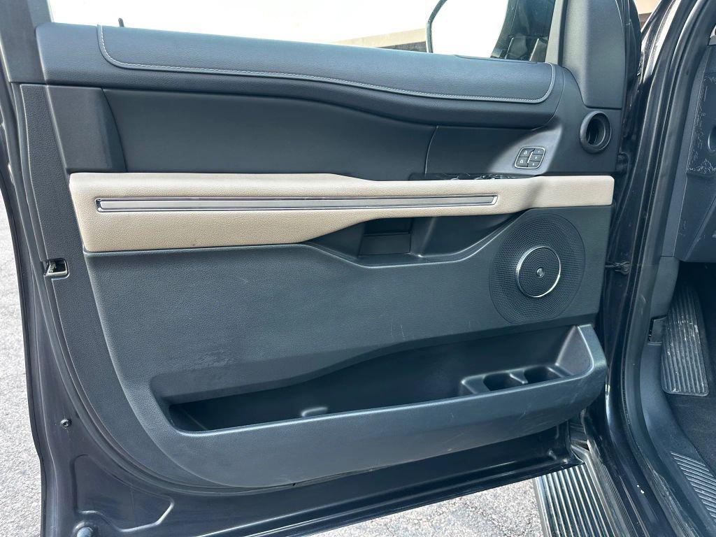 used 2024 Ford Expedition car, priced at $56,500