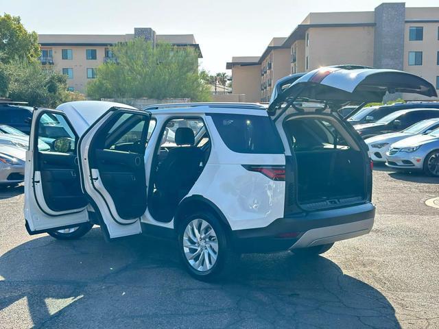 used 2022 Land Rover Discovery car, priced at $34,250