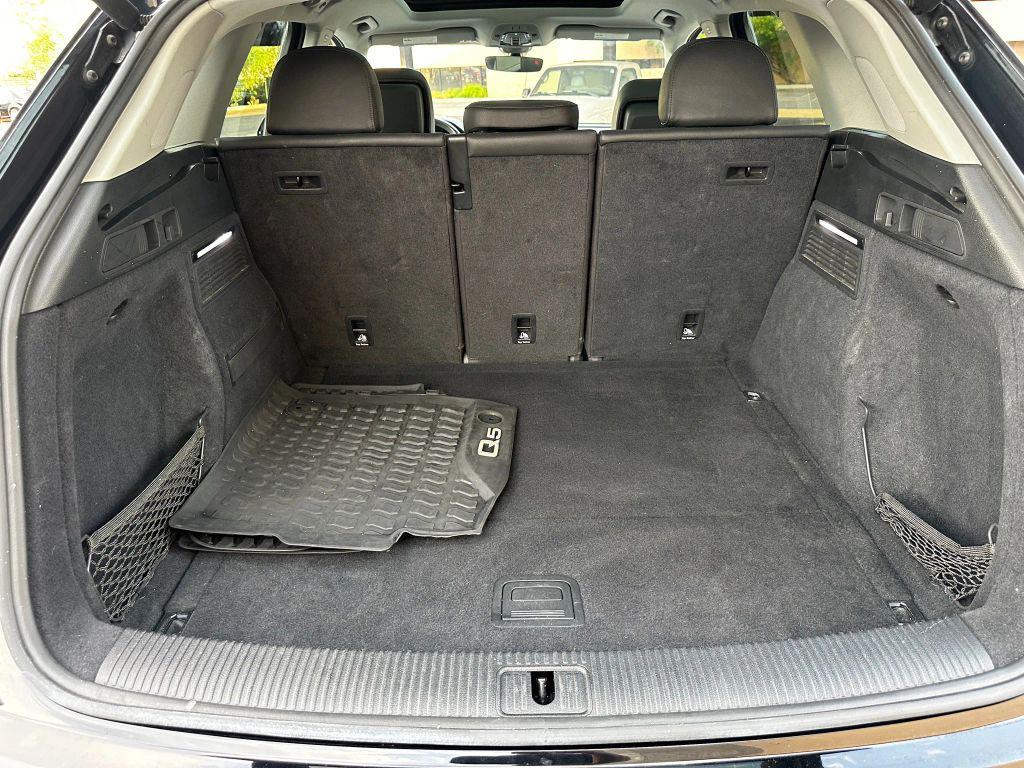used 2020 Audi Q5 car, priced at $25,500