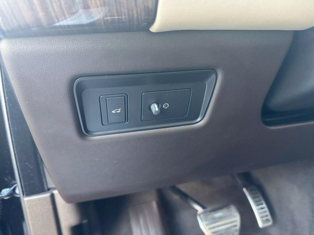 used 2020 Land Rover Range Rover Sport car, priced at $40,250