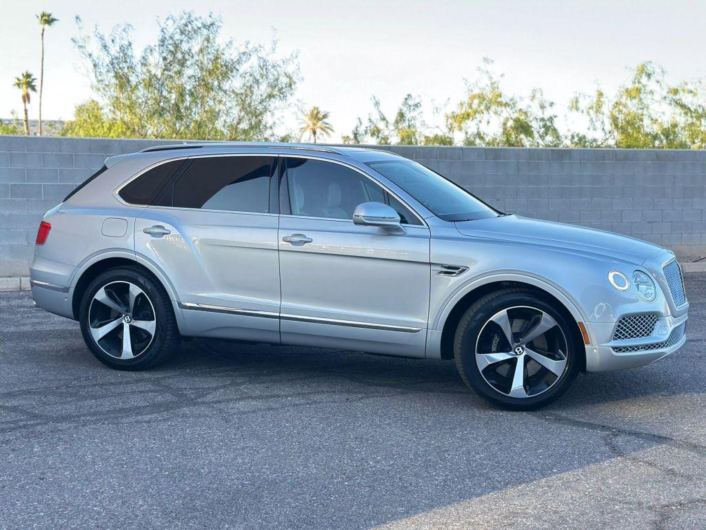 used 2019 Bentley Bentayga car, priced at $73,975