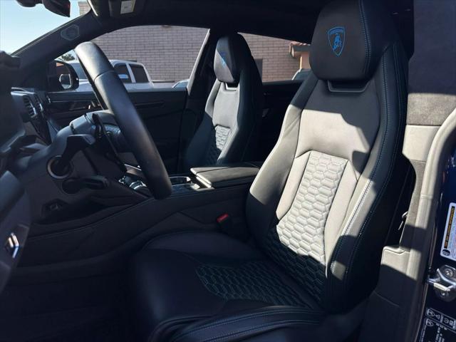 used 2021 Lamborghini Urus car, priced at $215,000