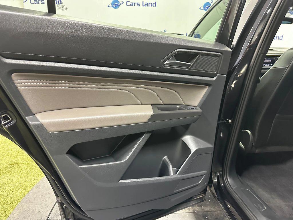 used 2022 Volkswagen Atlas Cross Sport car, priced at $23,250