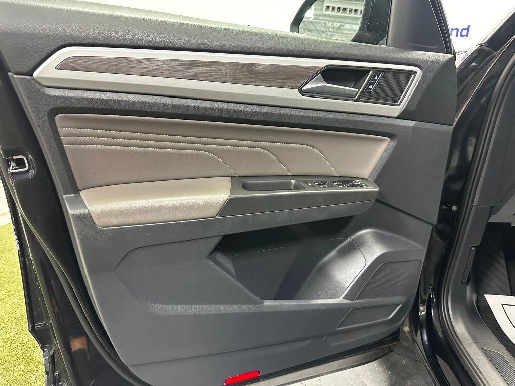 used 2022 Volkswagen Atlas Cross Sport car, priced at $23,250