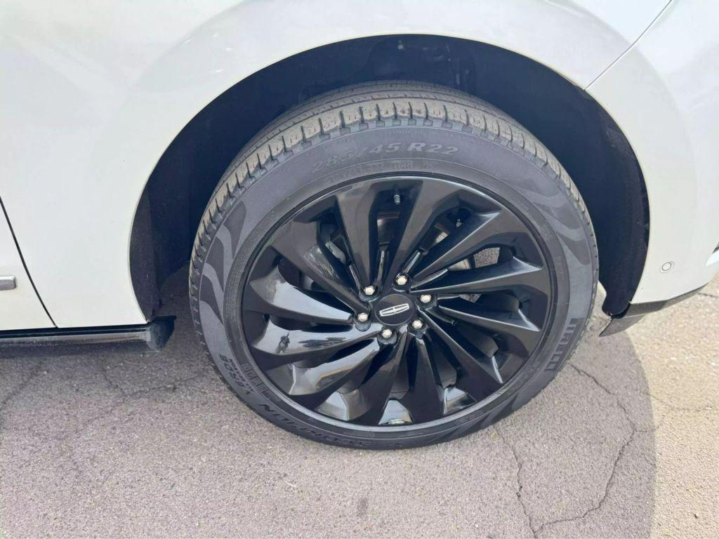 used 2020 Lincoln Navigator car, priced at $38,250