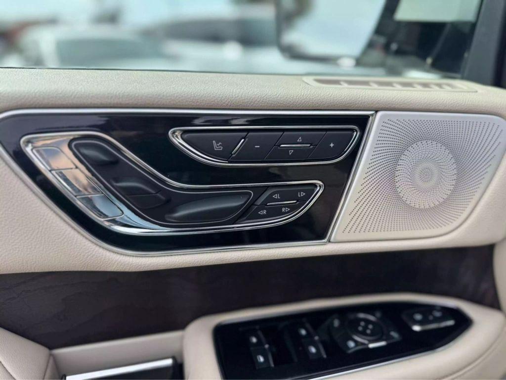used 2020 Lincoln Navigator car, priced at $38,250