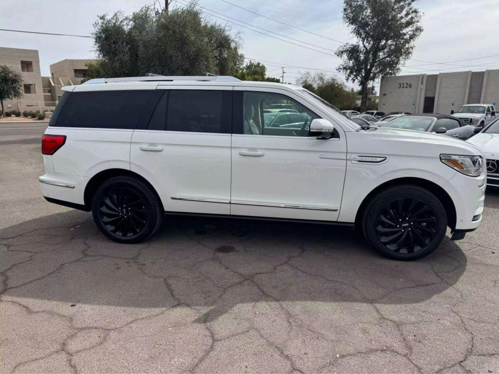 used 2020 Lincoln Navigator car, priced at $38,250
