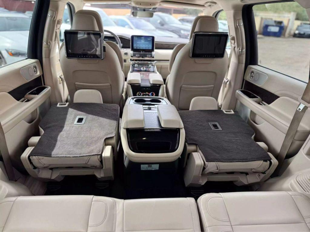 used 2020 Lincoln Navigator car, priced at $38,250